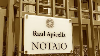NOTAIO RAUL APICELLA