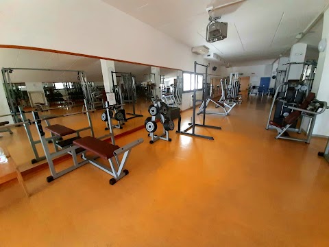 CENTRO SPORTIVO VIA TORNI MOGLIANO VTO (PISCINA E PALESTRA)