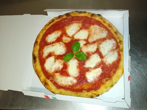 Pizza Pazza