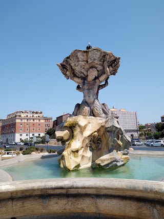 Fontana dei Tritoni