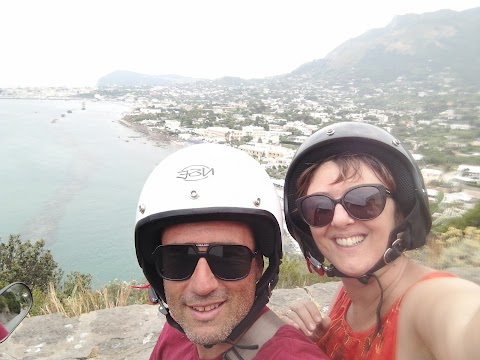 Autonoleggio Speedy Car Noleggio Scooter e auto Ischia