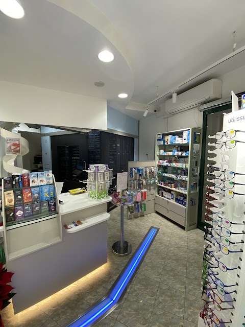 Farmacia Centrale - Pharmacy