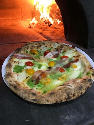 Pizzeria-Osteria E Io Pago