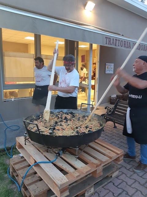 Trattoria ISIDORA aperto a pranzo dal lunedi alla domenica, la sera su prenotazione