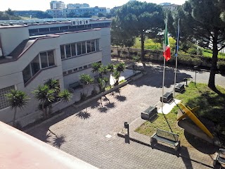 Università degli Studi Di Bari - Economia