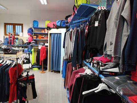 F.C Sport store