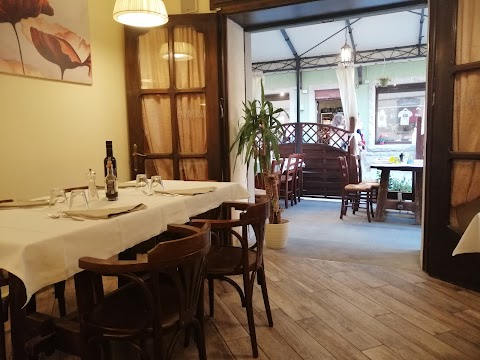 Osteria La Taverna Wine Cafe