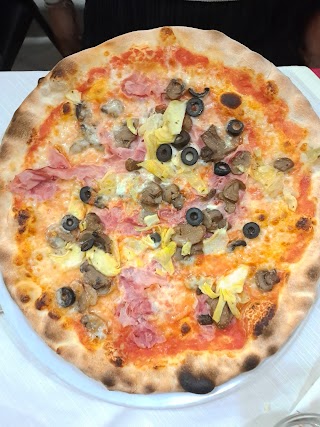 Pizzeria Ristorante Cares Mantova