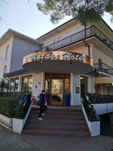 Vintage Hotel