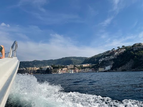 FERNANDO'S BOATS SORRENTO