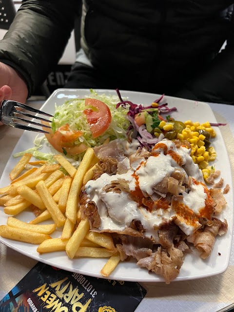 Istanbul Turkish Kebap Pizzeria-Bar