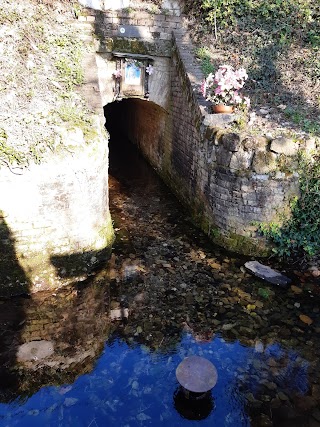 Fontana del Carmine