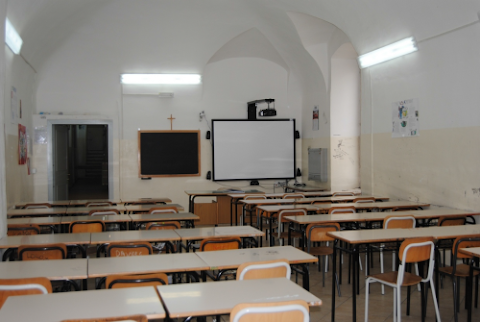 Liceo Classico e Linguistico "Carmine Sylos"