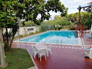 Affitto villa con piscina 4 camere e 2 bagni