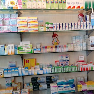 FARMACEUTICAMENTE SNC SOLESINO