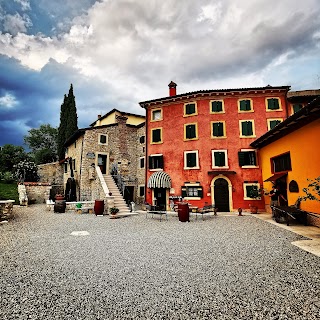 Cantina Roberto Mazzi e Figli, Amarone, Visite, Degustazioni ed Enoagriturismo