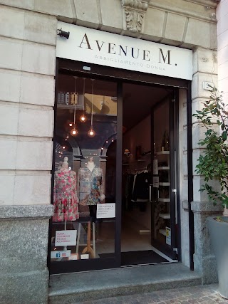 AvenueM Abbigliamento Donna