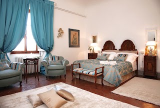 Villa Vistarenni - Luxury Rooms, Suites & Events