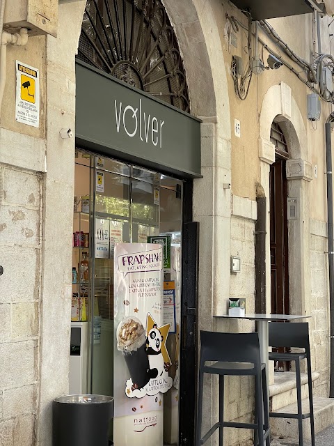 Volver Caffe`