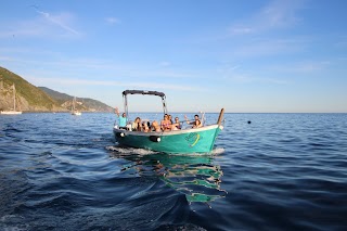 STELLA boat tour