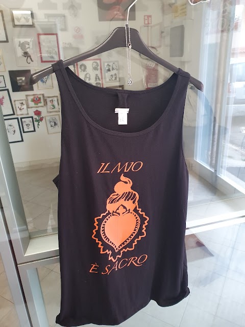 La spacca ti tatua, tattoo studio shop and t shirt personalizzate