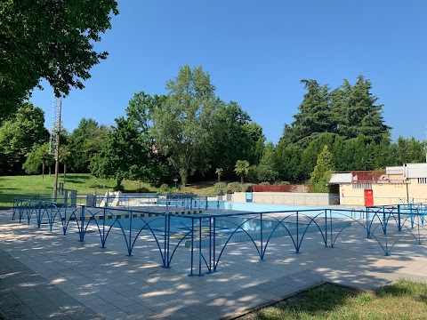 Piscina Comunale di Spezzano