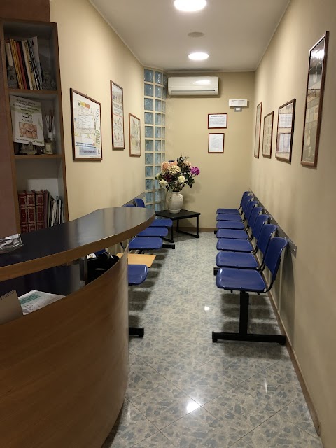 Studio Dentistico Dott. Ardizzone Agata e Dott. Rosaniti Valentina