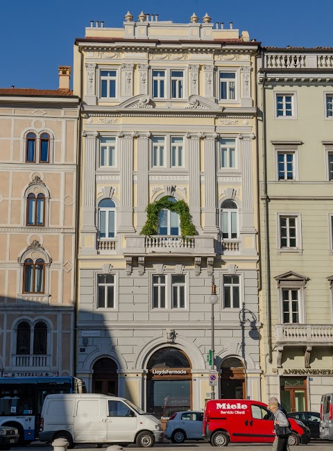 Lafarmacia.Alla Borsa