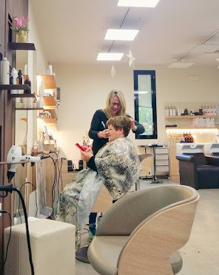 Hair Center (S.N.C.) parrucchieri unisex