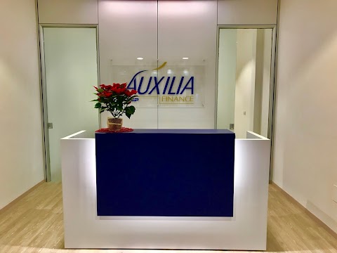 Auxilia Finance Bari