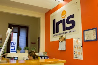 Dentista Firenze | Iris Compagnia Odontoiatrica