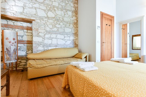 Palazzo Rosso Farm and Holiday Rental Apartments Agriturismo with swimming pool relaxation area with sauna jacuzzi in Longare