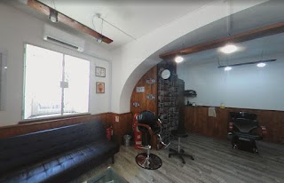 Fabio's Barber Saloon Manziana