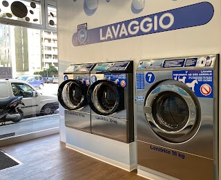 Lavanderia Self Piazza Udine Milano (Self Laundry)