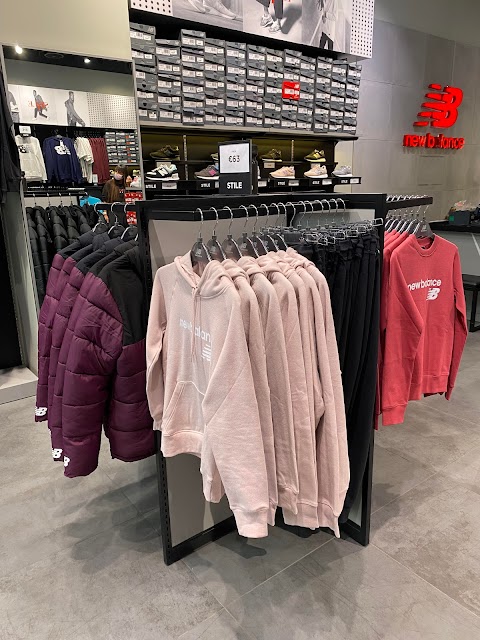 New Balance store Fidenza Village