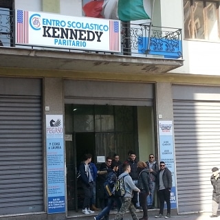 Centro Scolastico Kennedy - Paritario