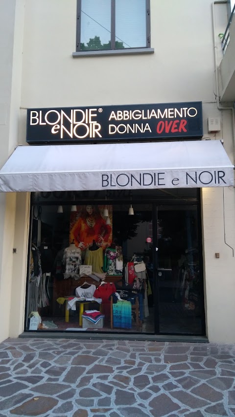 Blondie e Noir Abbigliamento di Elmi Adriana
