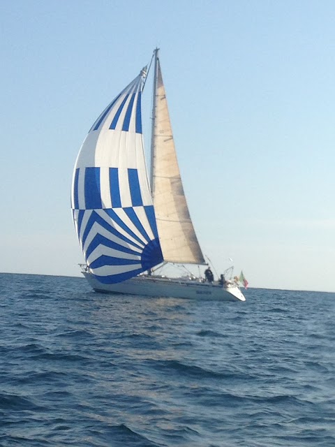 VIVIANA Sailboat