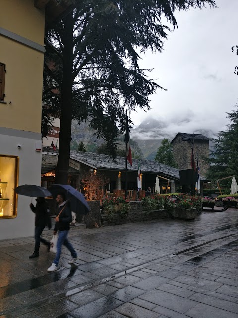 The North Face Store Courmayeur