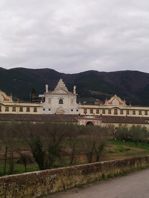 Cinema/Teatro Valgraziosa Calci Pisa