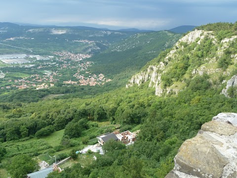 Okrepčevalnica "Grad Socerb" Graj Milan s.p.