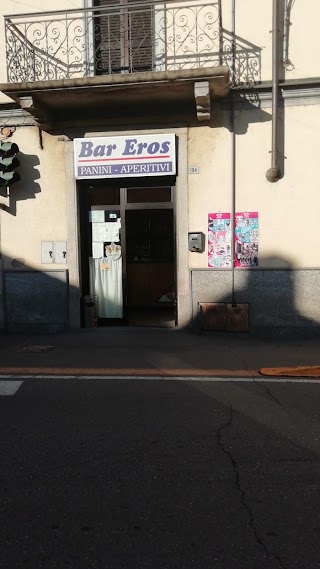 Bar Eros di Chen Aiguo