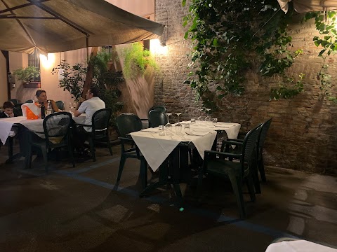 Osteria del Vicolo Nuovo da Ambra e Rosa