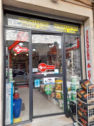 www.centrochiaviautovittoria.com