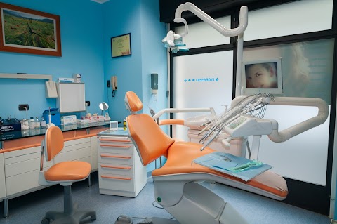 Studio Dentistico Dental Panicale Sas
