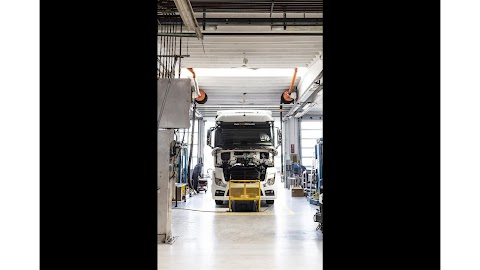 Mercedes-Benz Service | Centro Riparazioni