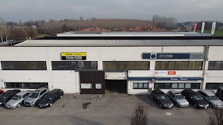 Europa Motors. Autofficina Meccatronica Tuttemarche, Gommista. Autorizzata SAAB e Gomme & Service