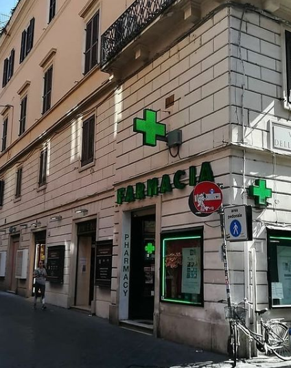 Antica farmacia reale