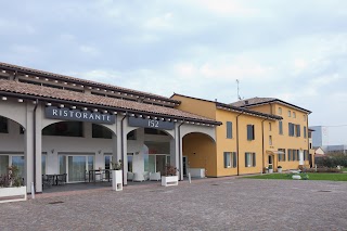 Hotel Forlanini 52