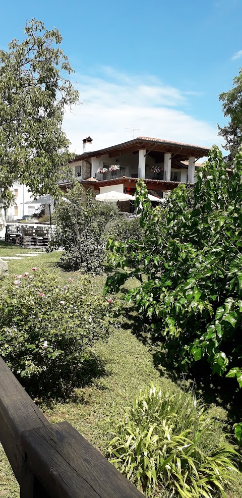 Agriturismo Buri in Mont "Tal Cur di Buri"